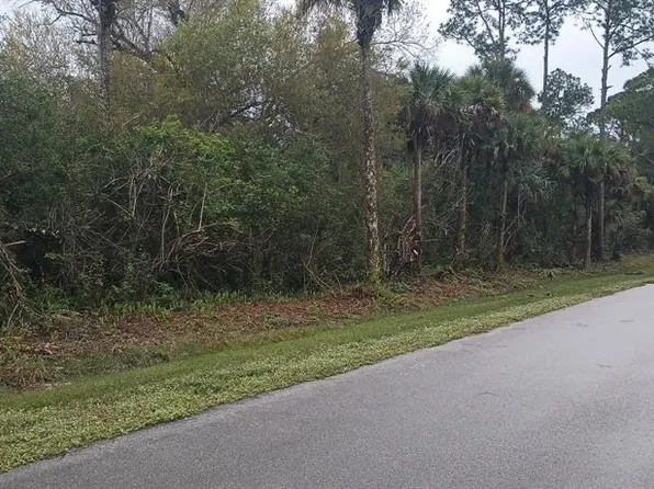 (undisclosed Address), Naples, FL 34117