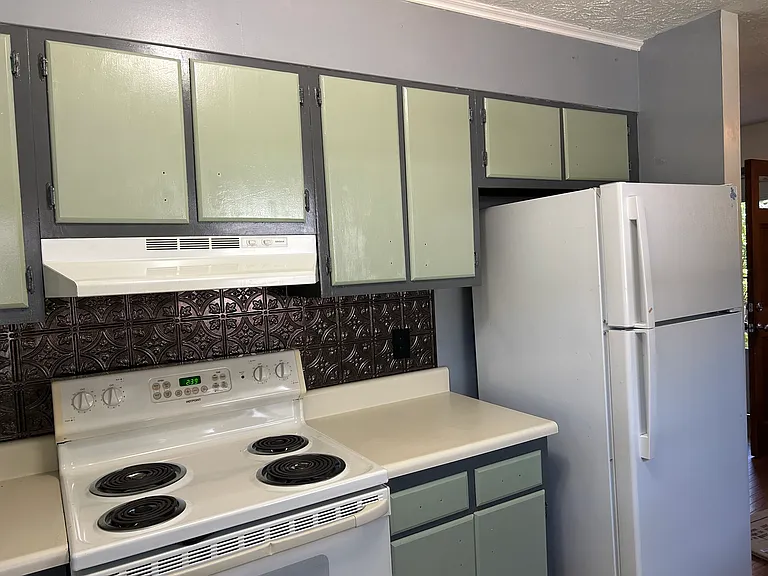 314 Sulphur Springs Rd — Photo 8