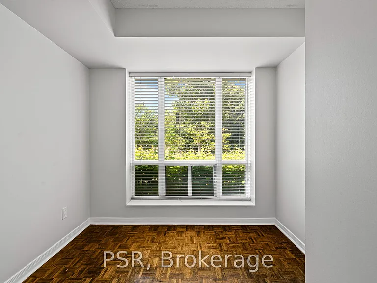 515 Rosewell Ave #104 — Photo 9