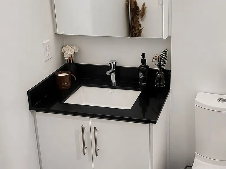 95 Oneida Cres #704 — Photo 12