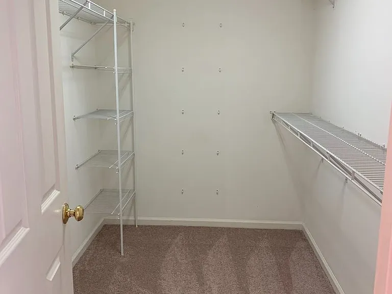 144 Springwood Ln — Photo 10