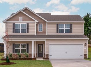 243 Macintosh Dr, King, NC 27021