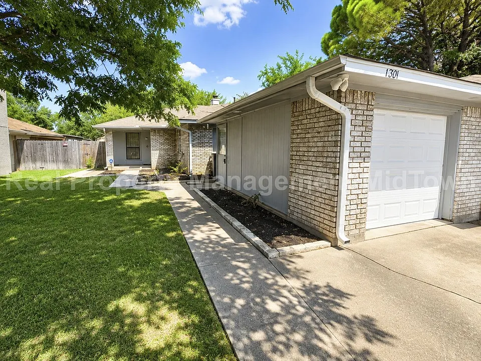 4209 Wingrove Dr