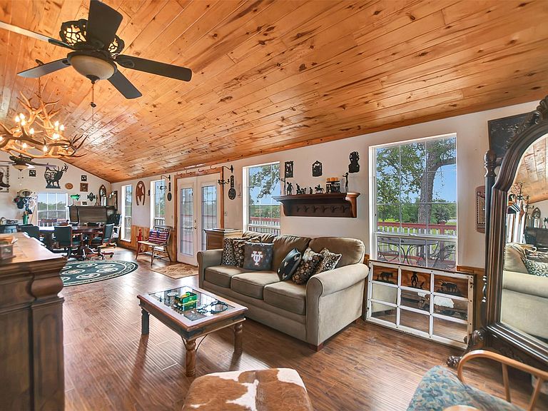 Listing photo 5