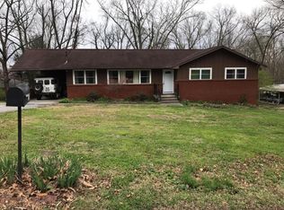 150 N Seneca Rd, Oak Ridge, TN 37830