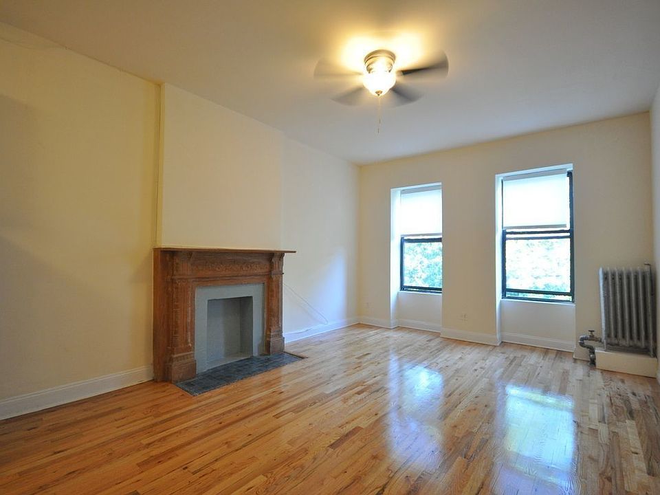 1st image of 904 President St #4D