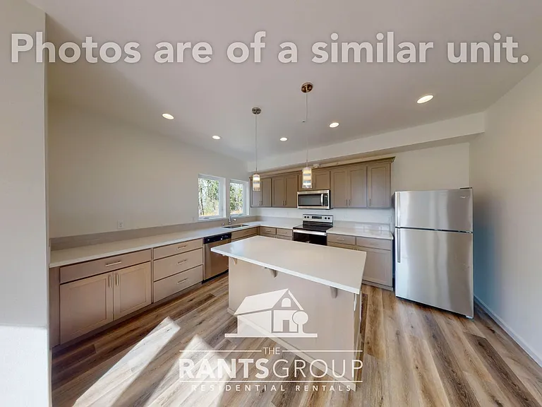 Forest Park Townhomes — Photo 43