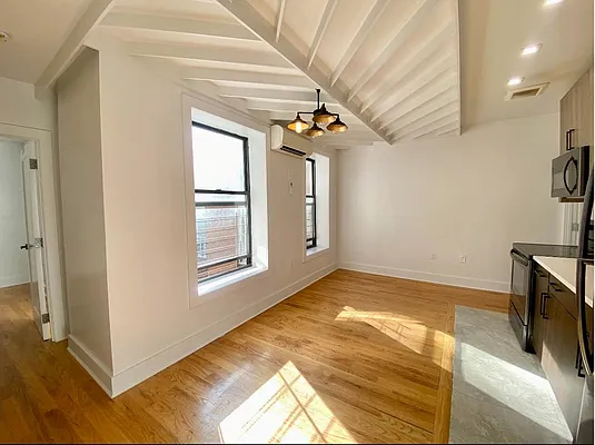 Rented by MADEHOME | media 1