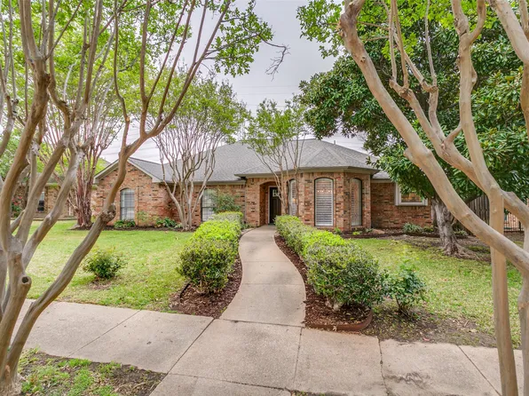 2534 Briardale Dr, Carrollton, TX 75006