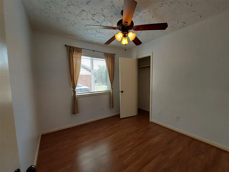 3807 Quiet Place Dr — Photo 20
