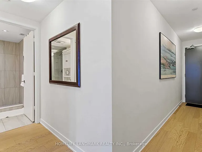 17 Dundonald St #505 — Photo 2