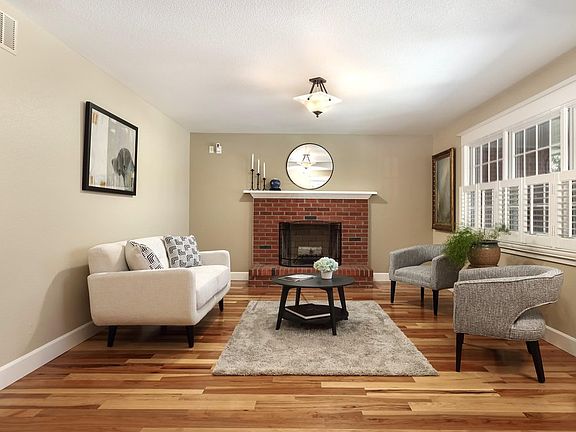 4th image of 5067 Cottonwood Dr