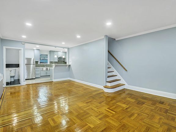2nd image of 3261 Lucerne St #D