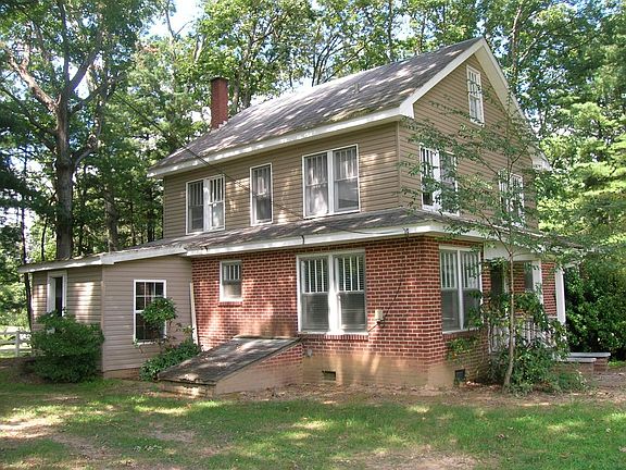 2nd image of 52 Eagle Claw Ln