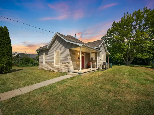 307 W Clem St, Flora, IN 46929