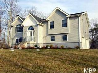 69 Weed Rd, Pine Bush, NY 12566