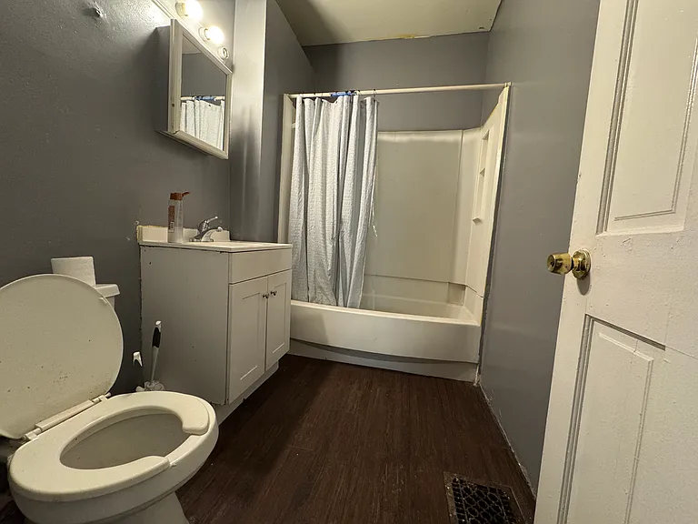 27-29 Norfolk St #1 — Photo 8