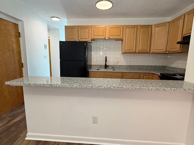 20-40 Amici Way #12 — Photo 9