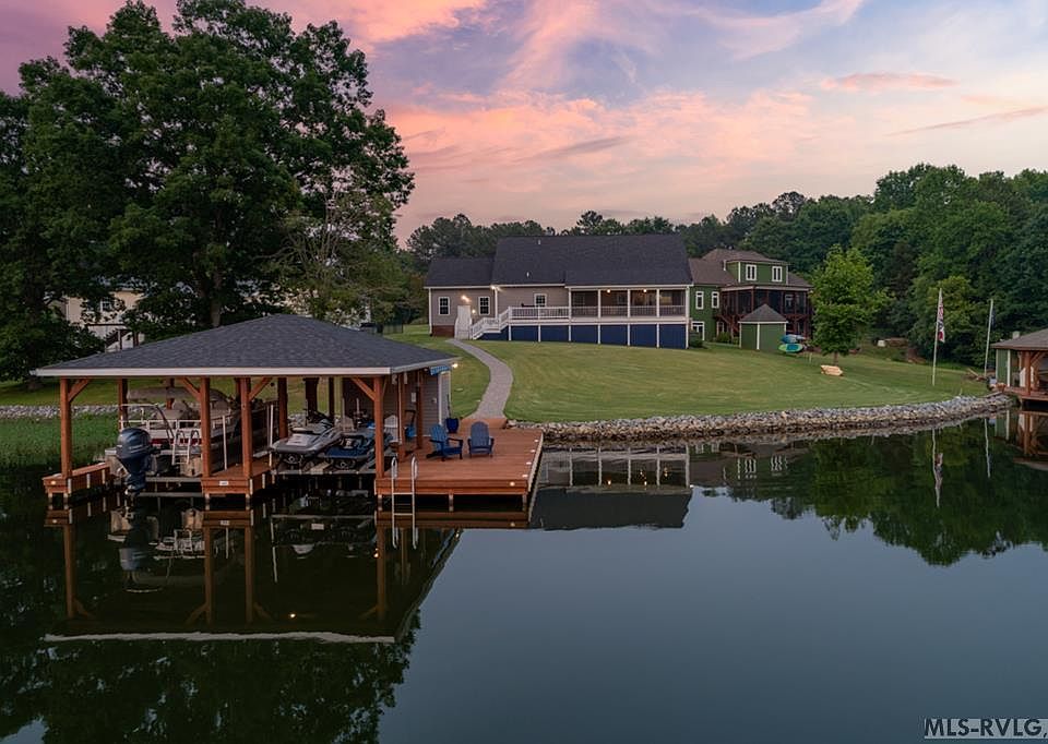1st image of Sunset Cir