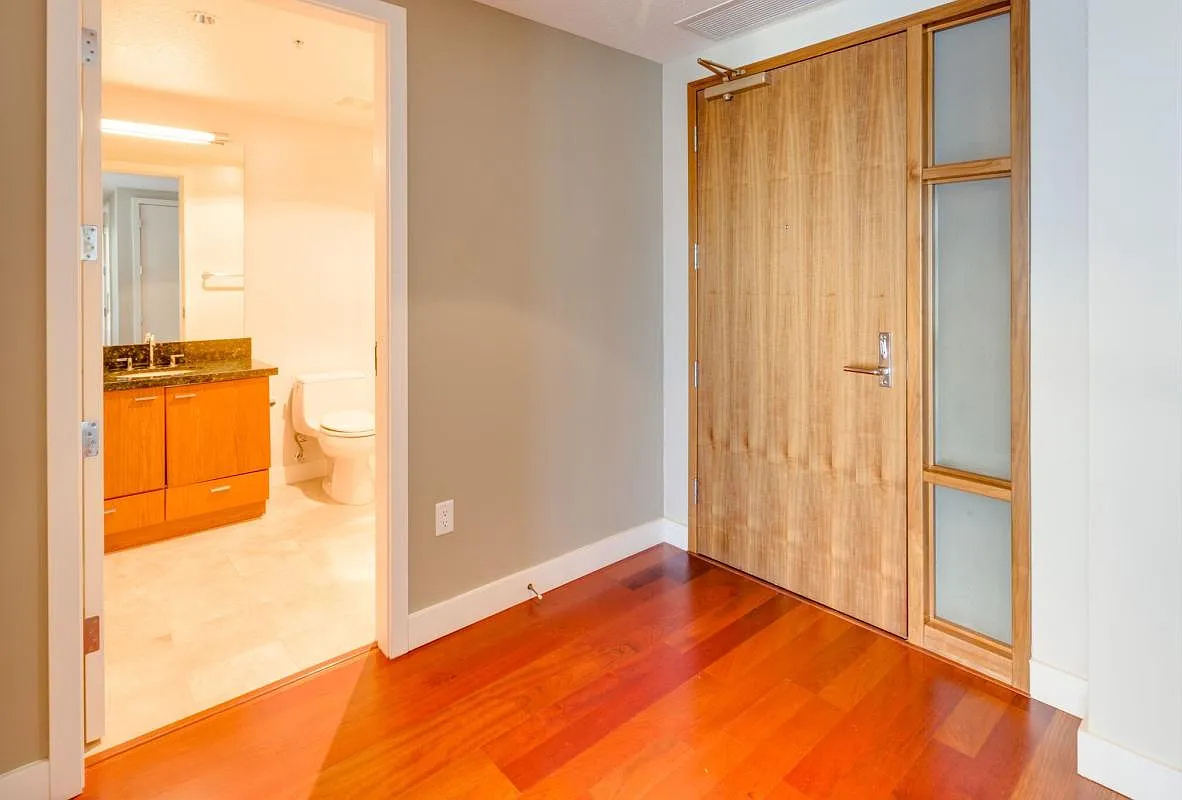 3 bed, 1625 sqft, $8,650 — Photo 3