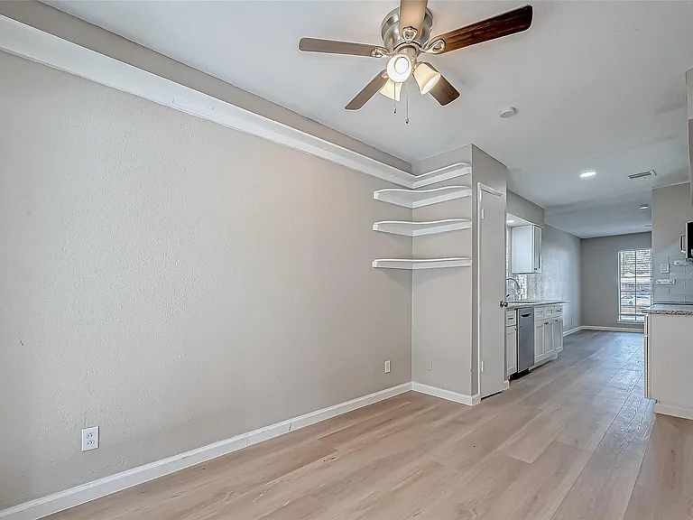 7315 Housman St — Photo 33