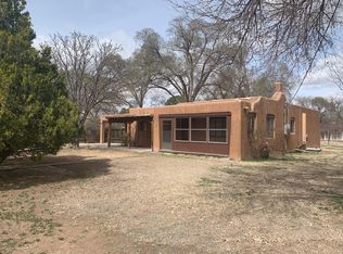 613 Roehl Rd NW, Los Ranchos De Albuquerque, NM 87107