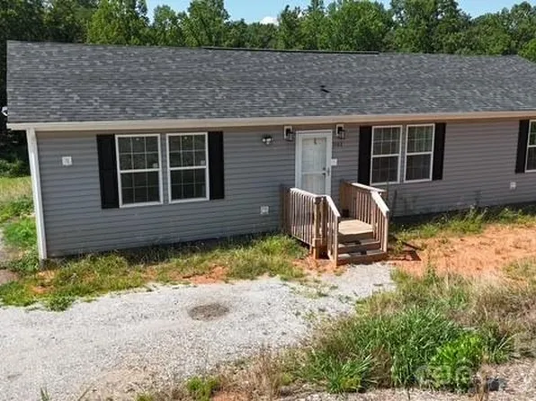 3103 Peaceful Meadows Dr, Morganton, NC 28655