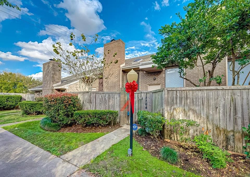 1st image of 13764 Hollowgreen Dr #353/50