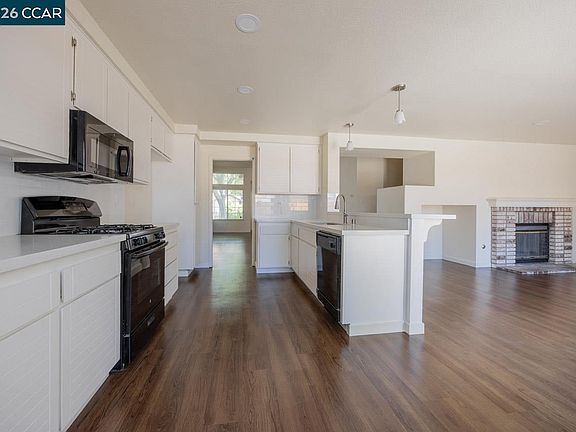 5th image of 4540 Knollpark Cir