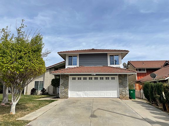 2nd image of 12658 Willow Tree Ave