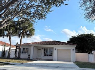 9130 NW 193rd St, Hialeah, FL 33018