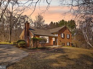 5812 Old Washington Rd, Sykesville, MD 21784