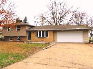 104 W Morgan St, Dwight, IL 60420