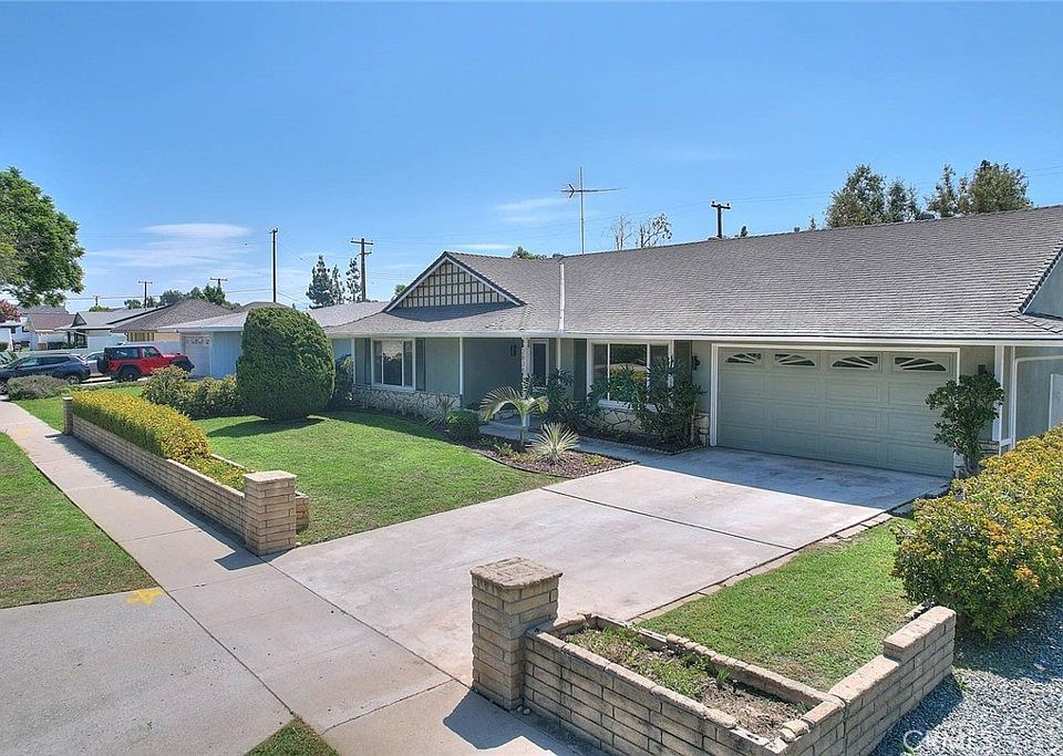 1st image of 2836 Sherwood Ave