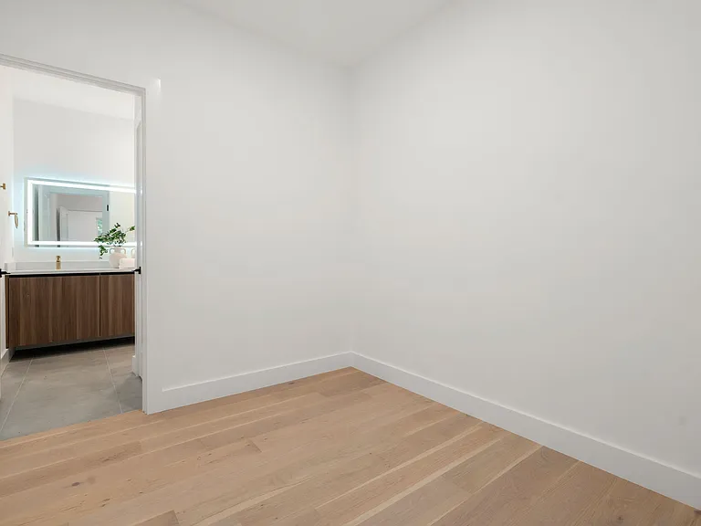 16 Stearns Rd #101 — Photo 7