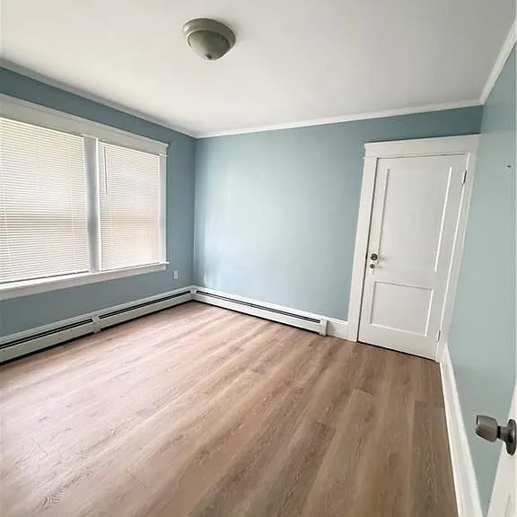 694 Killingly St — Photo 7