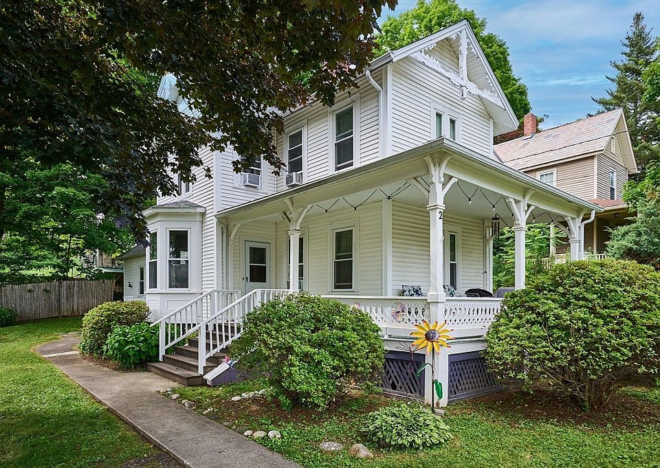 1st image of 2 Pleasant St
