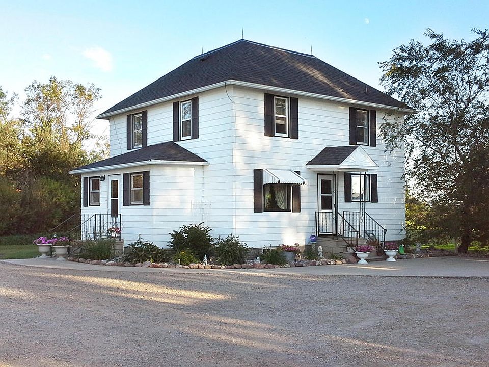 1st image of 1385 23rd Ave NE