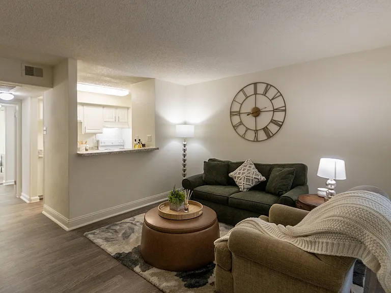 Princeton Court — Photo 16