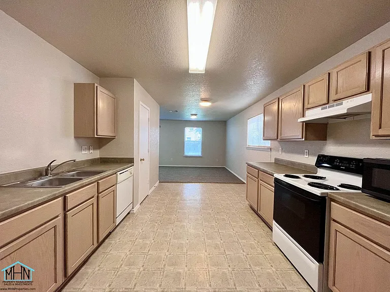 8326 Steep Valley — Photo 13