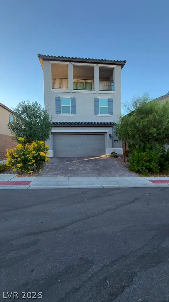 4 bed, 3.5 bath, 2625 sqft, $2,950 — Photo 3