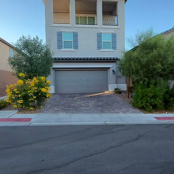 10610 Sariah Skye Ave — Photo 3