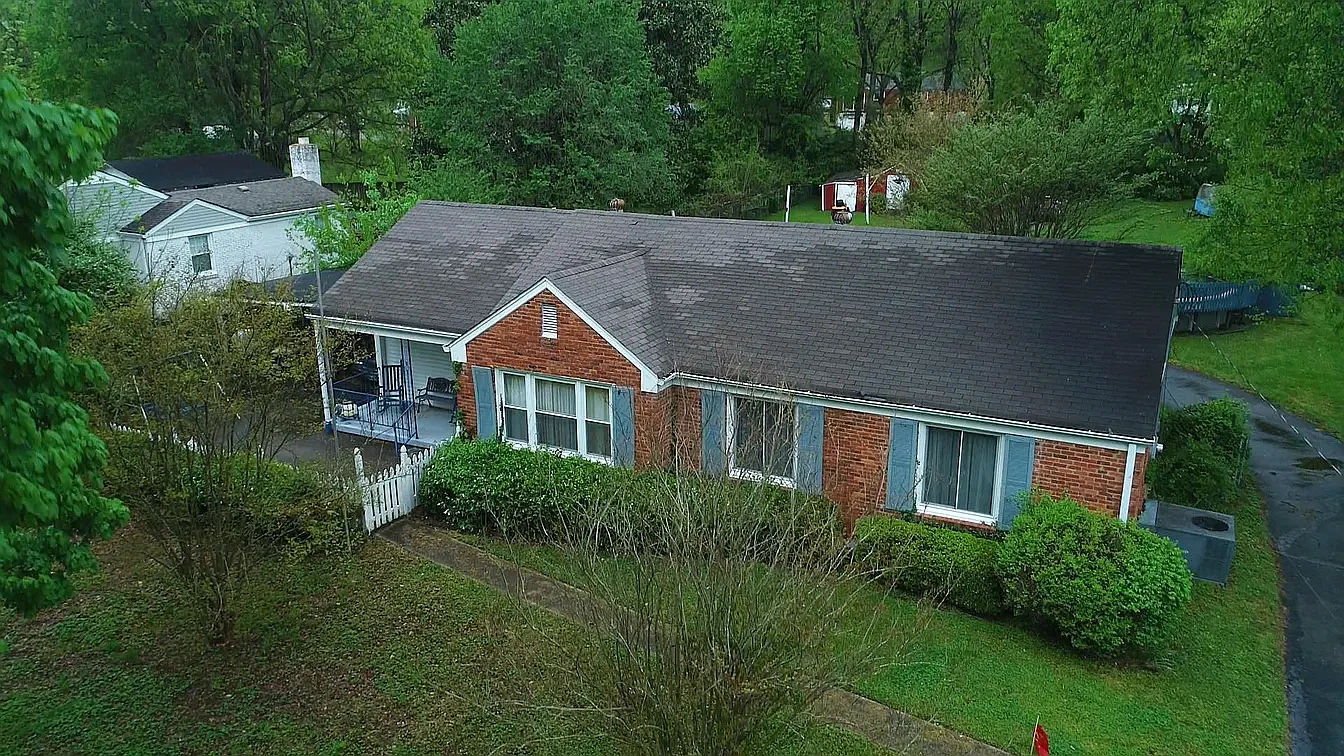 3 bed, 1596 sqft, $2,295 — Photo 4