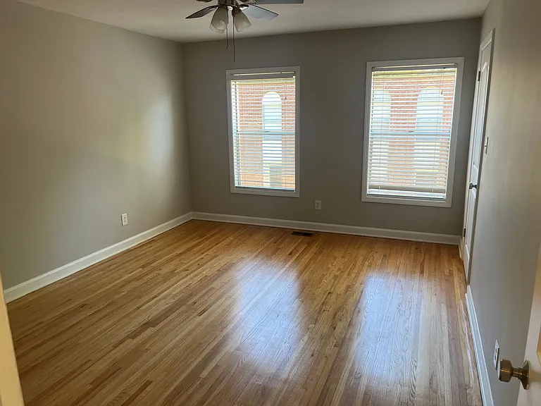 407 S Chester St #15 — Photo 12