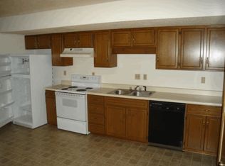 418 Kickapoo St APT A, Leavenworth, KS 66048