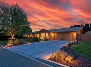 1210 S 39th Ave, Yakima, WA 98902