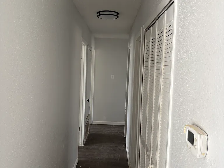 3602 Bremen St — Photo 7