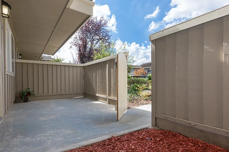 Los Gatos Gardens — Photo 28