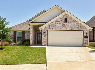 3727 Hardy Dr, Norman, OK 73069