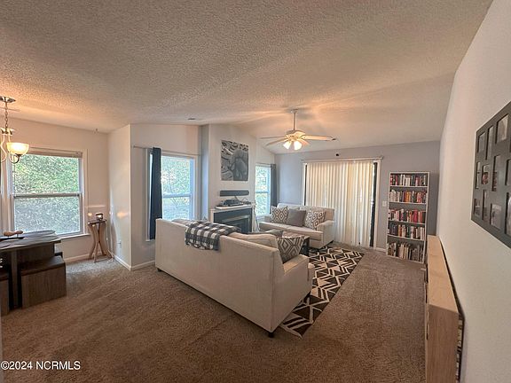 4th image of 106 W Victoria Court #D